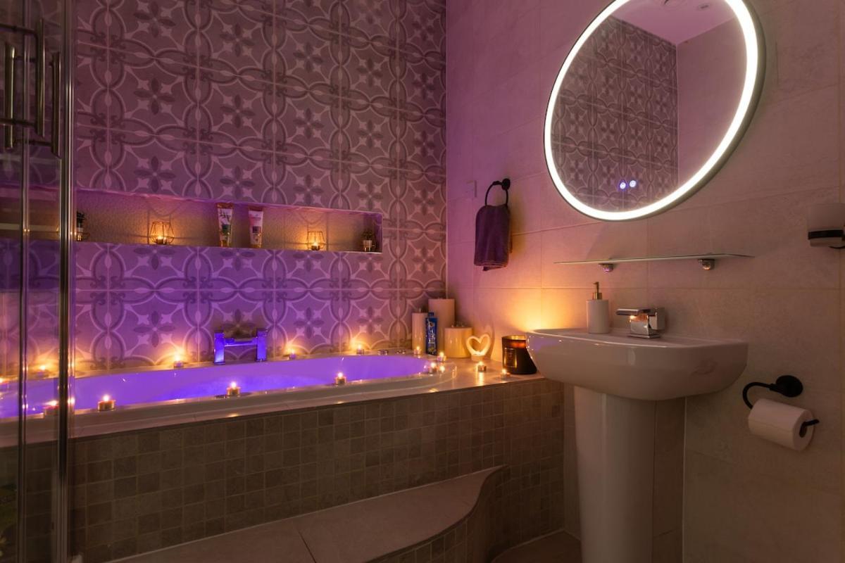 Apartment Luxury With Jacuzzi